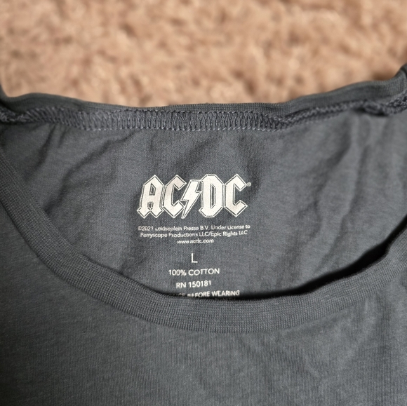 AC/DC High Voltage T-Shirt Women's Large - Picture 3 of 4